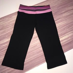 Lululemon Groove Crop Size 6